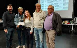 2e du classement général : Madame Anne Marie COLOMBARO et Monsieur Jean-Yves DANIC, avec Monsieur Thomas BERTHEAU, Madame Emelyne ROLLAND et Monsieur Patrice THIERCELIN