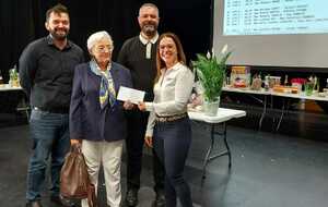 1ᵉ paire Expert : Monsieur Jean Baptiste MICOLINO et Madame Christiane BREYSSE, avec Monsieur Thomas BERTHEAU et Madame Emelyne ROLLAND (Thelem de Coulommiers)